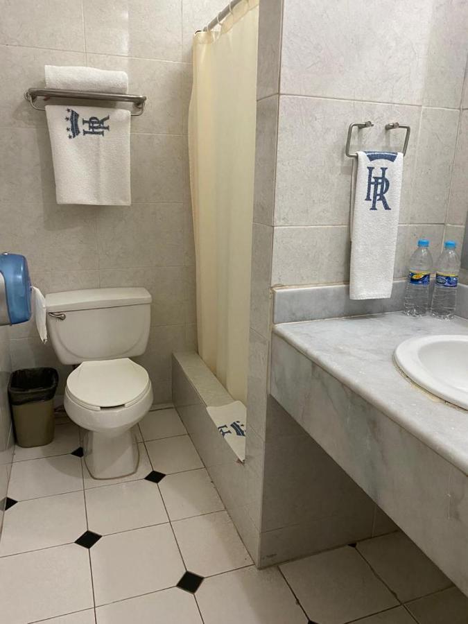 Hotel Real De La Barca Bagian luar foto