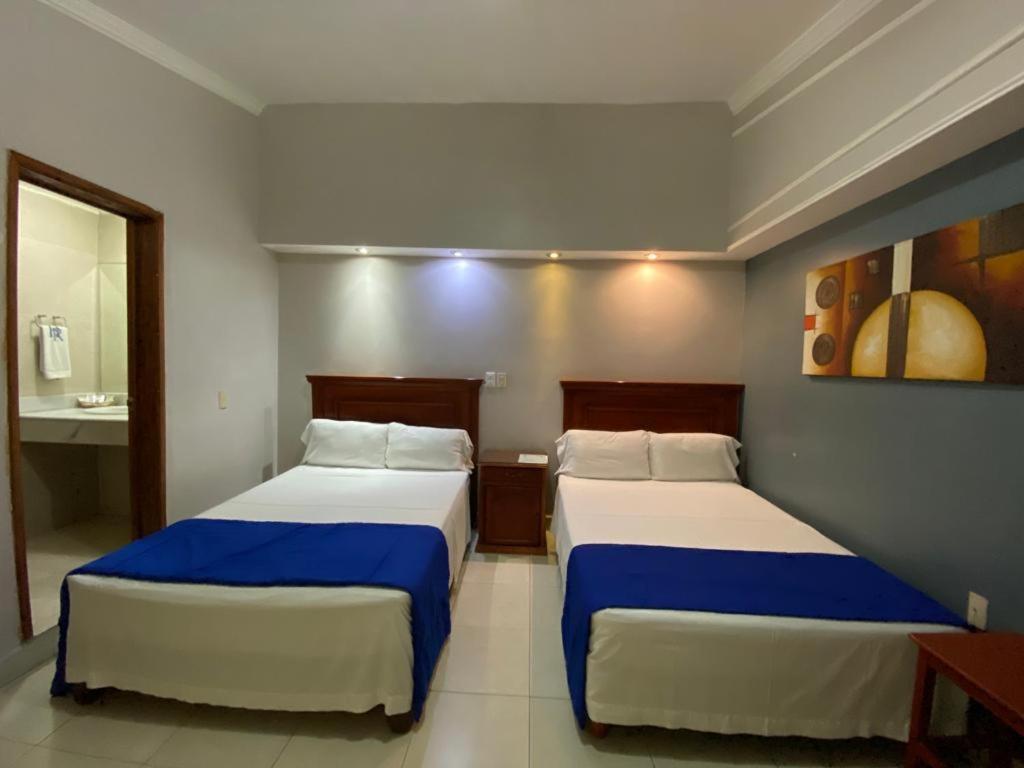 Hotel Real De La Barca Bagian luar foto